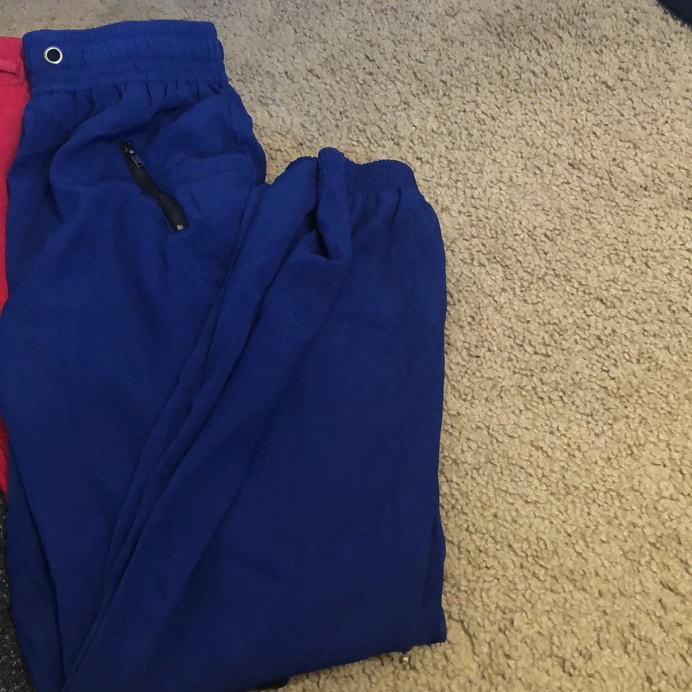Joggers - Picture 2 of 4